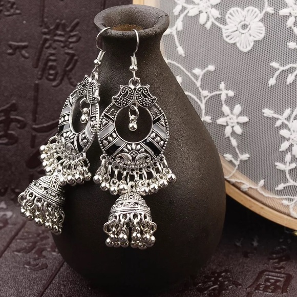 Bohemian Boho Vintage Tibetan Festival Earrings 🌸 - Picture 2 of 2